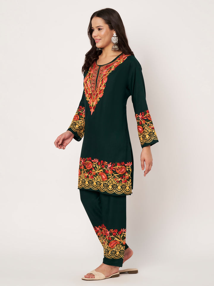 Women Floral Embroidered Kurta Palazzo Set
