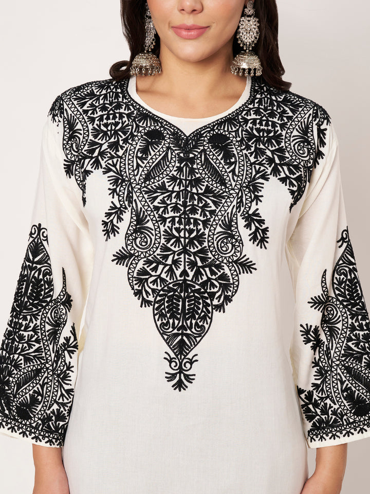 Women Floral Embroidered Kurta Palazzo Set