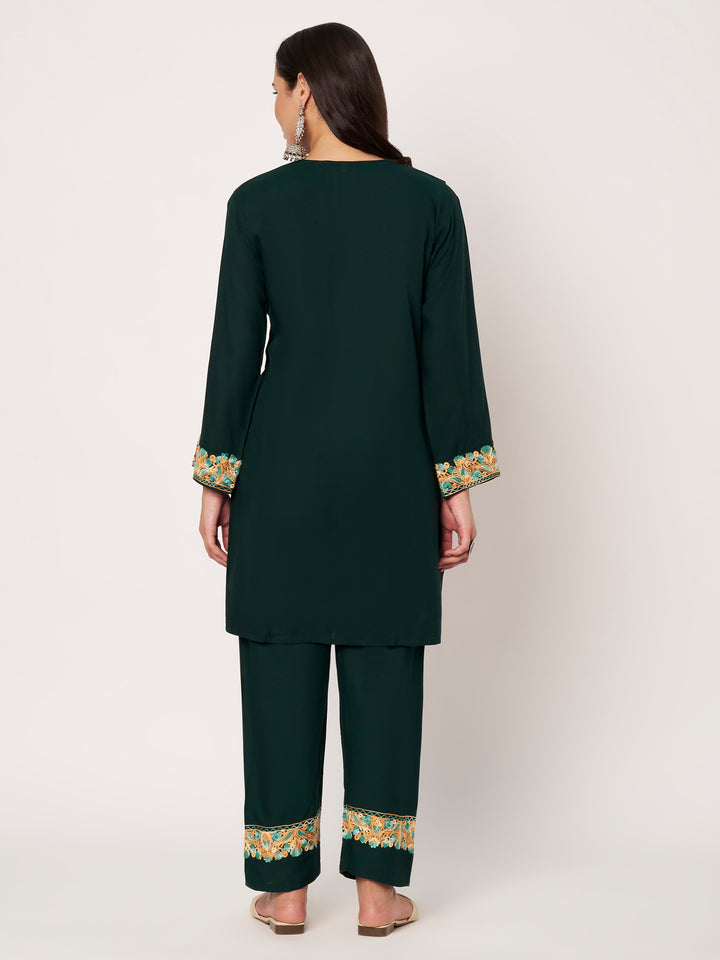 Women Floral Embroidered Kurta Palazzo Set
