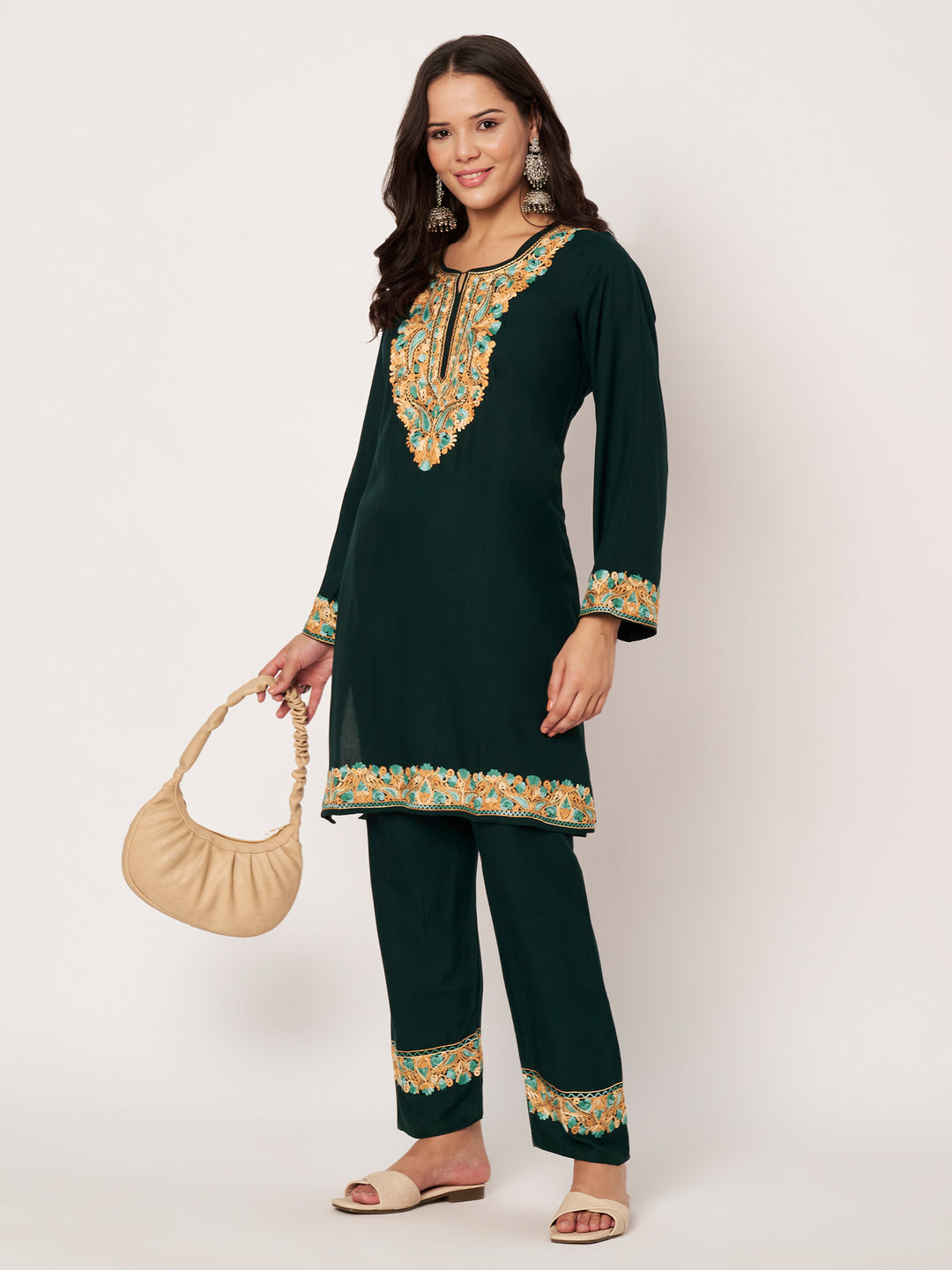 Women Floral Embroidered Kurta Palazzo Set