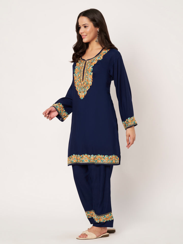 Women Floral Embroidered Kurta Palazzo Set