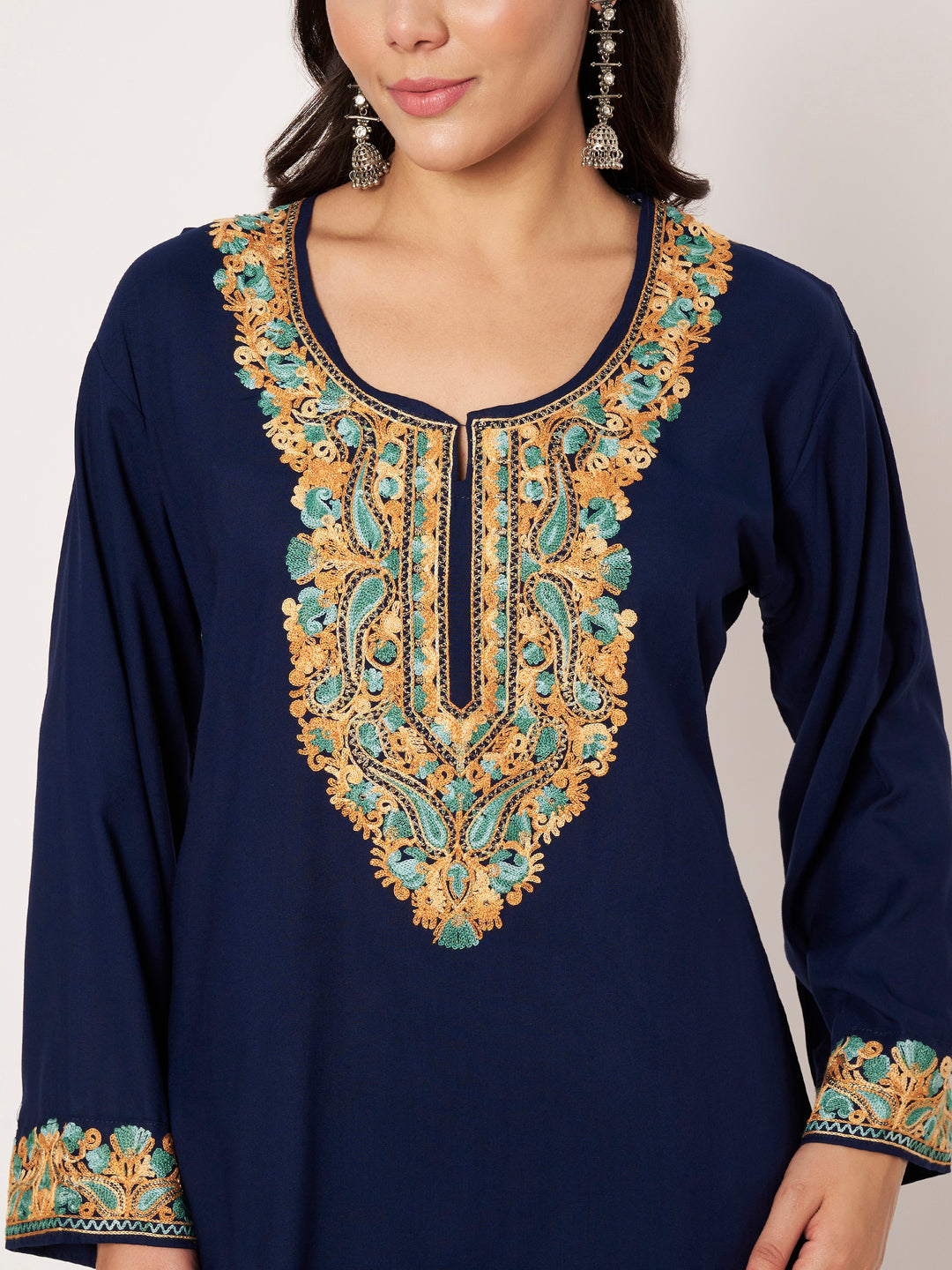 Women Floral Embroidered Kurta Palazzo Set