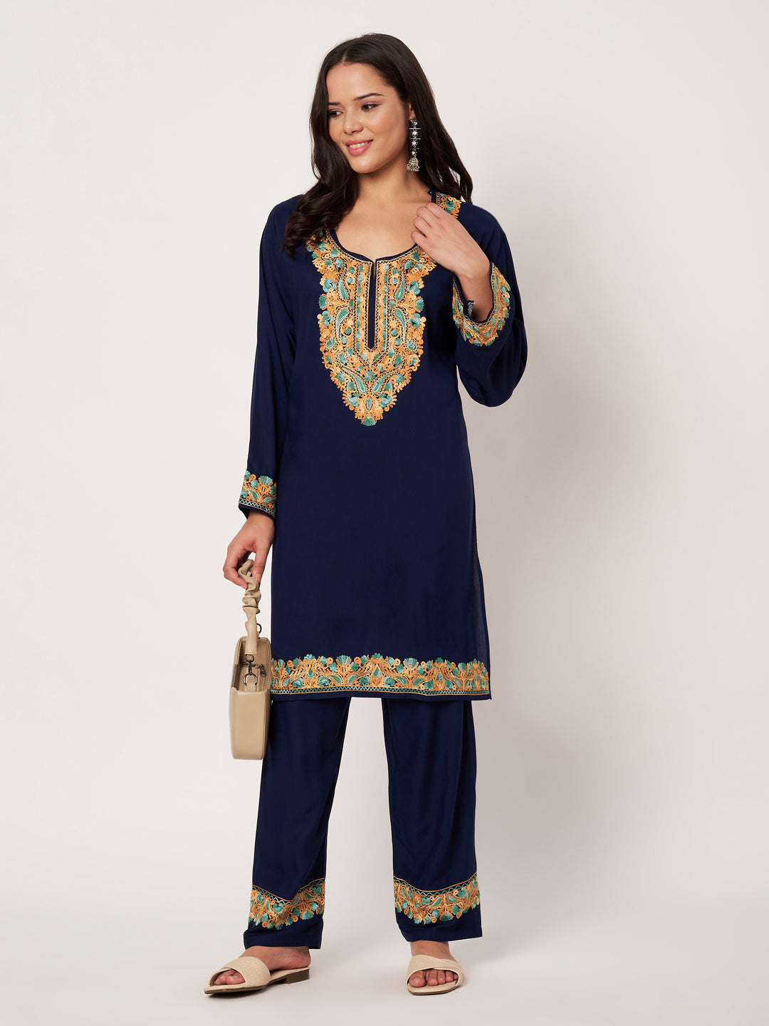 Women Floral Embroidered Kurta Palazzo Set