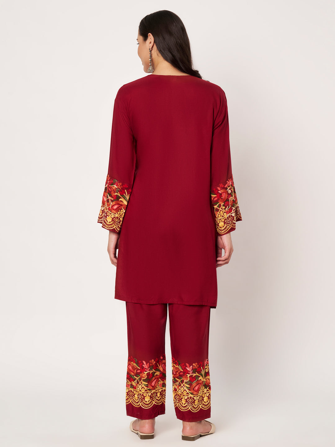 Women Floral Embroidered Kurta Palazzo Set