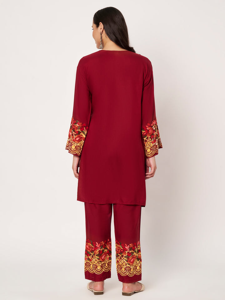 Women Floral Embroidered Kurta Palazzo Set