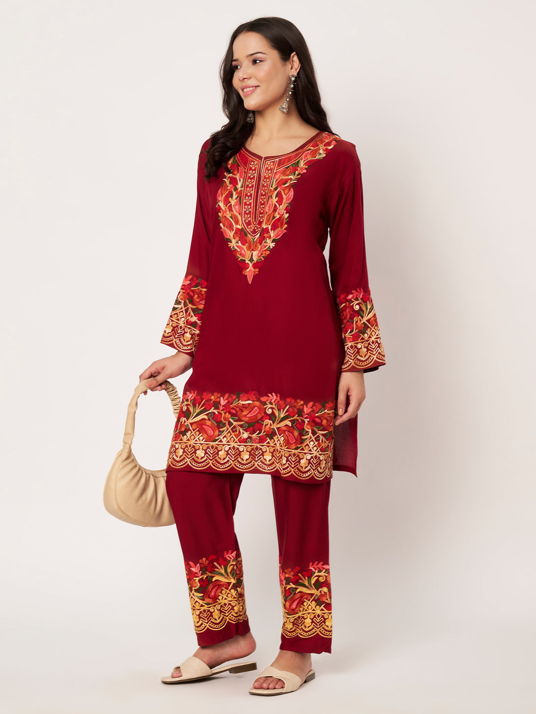 Women Floral Embroidered Kurta Palazzo Set