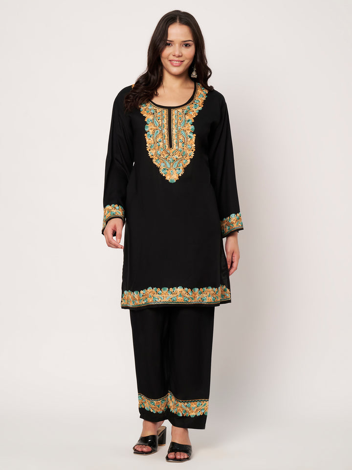 Women Floral Embroidered Kurta Palazzo Set