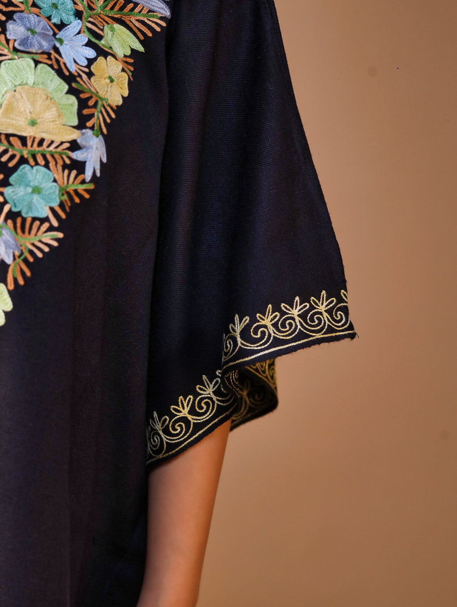 Women's Aari Work Yoke Design Kashmiri Embroidered Kaftan(Pheran)