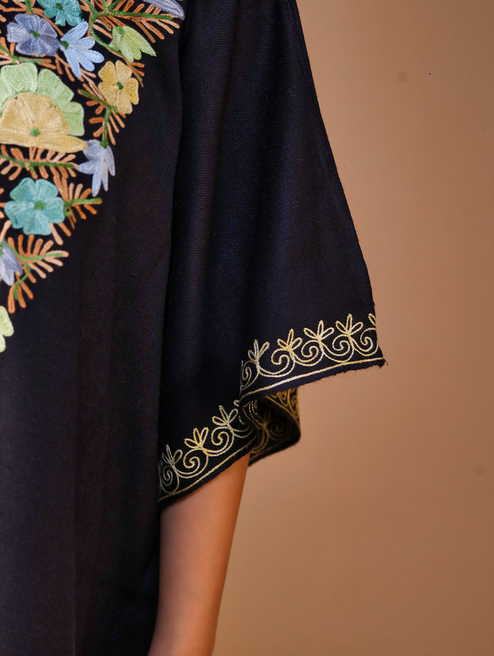 Women's Aari Work Yoke Design Kashmiri Embroidered Kaftan(Pheran)