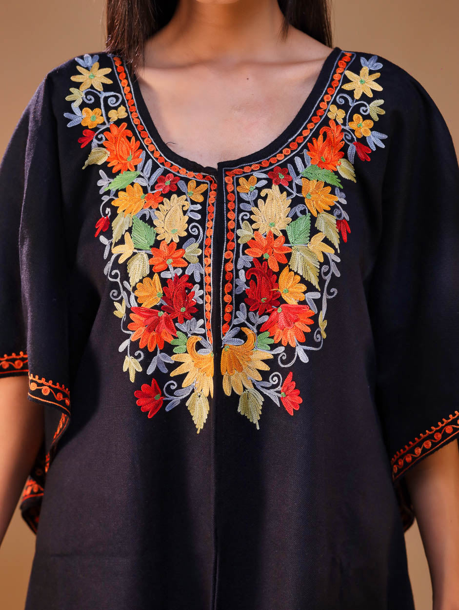 Women's Aari Work Yoke Design Kashmiri Embroidered Kaftan(Pheran)