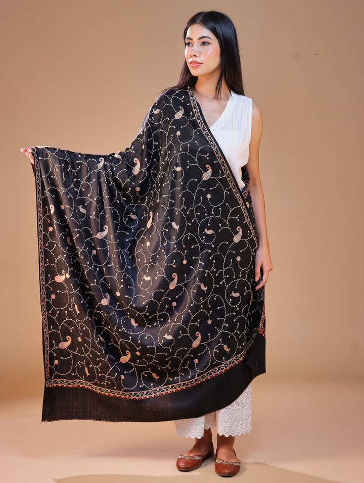 Women's Aari Hand Embroidered Wool Shawl