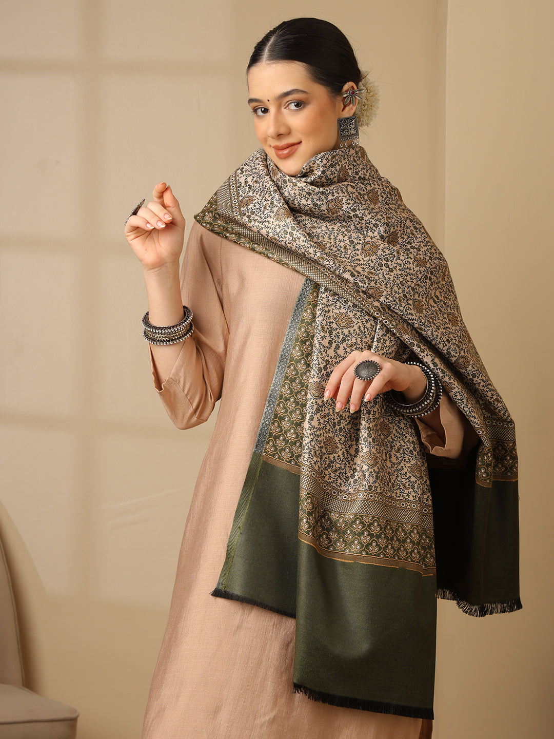 Women's Floral Acrylic Wool Shawl