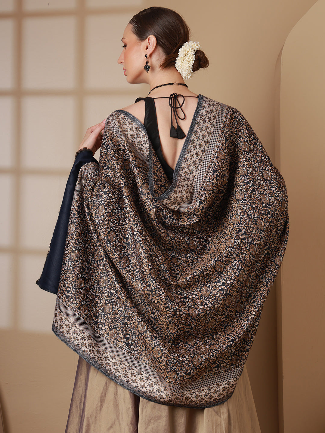 Women's Floral Acrylic Wool Shawl
