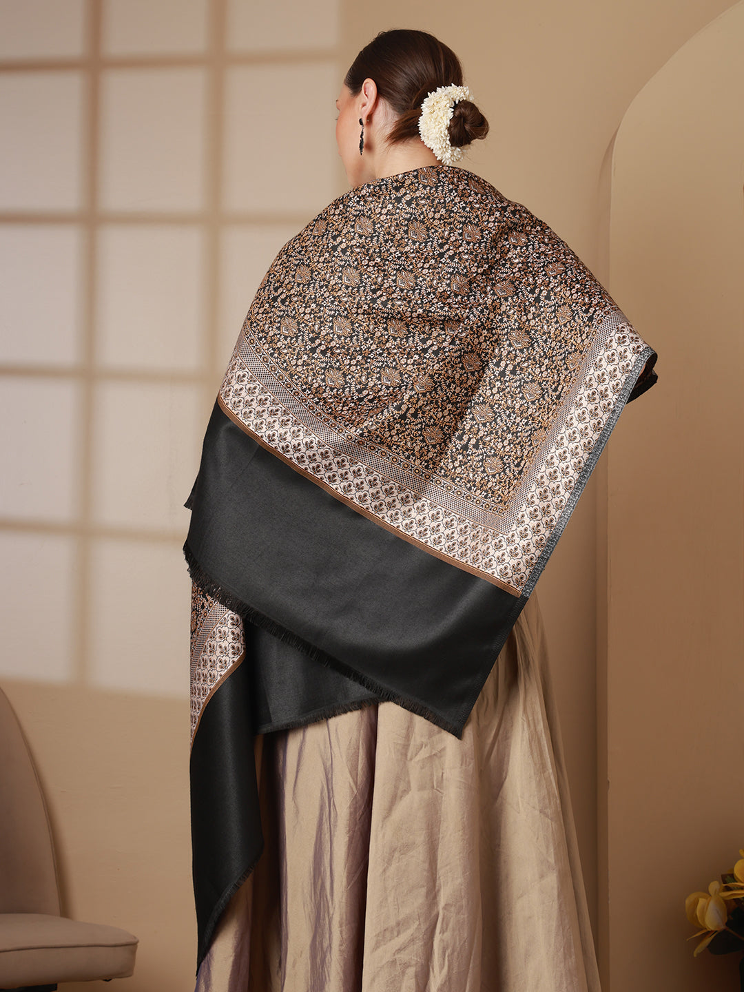 Women's Floral Acrylic Wool Shawl