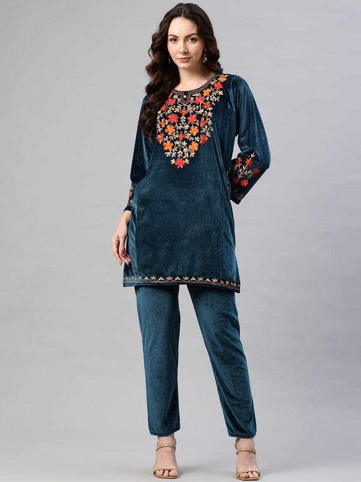 Women's Kashmiri Embroidered Velvet Co-ords – Kurta and Trousers