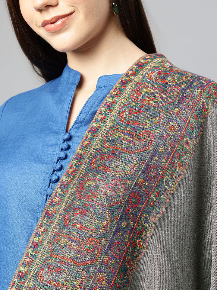 Women's Kani Wool Shawl With Zari Work