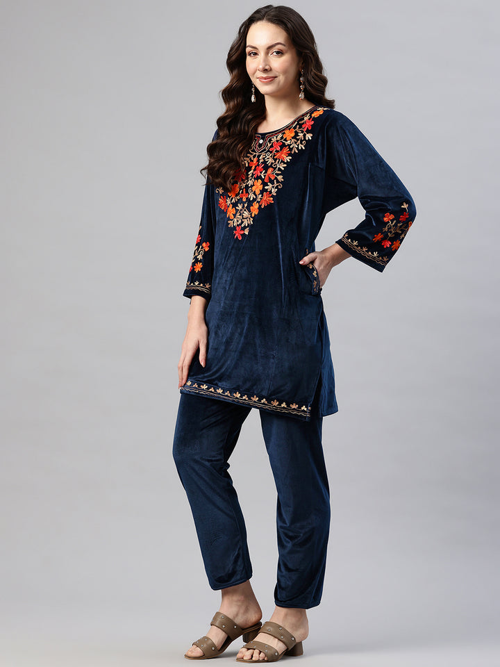 Women's Kashmiri Embroidered Velvet Co-ords – Kurta and Trousers