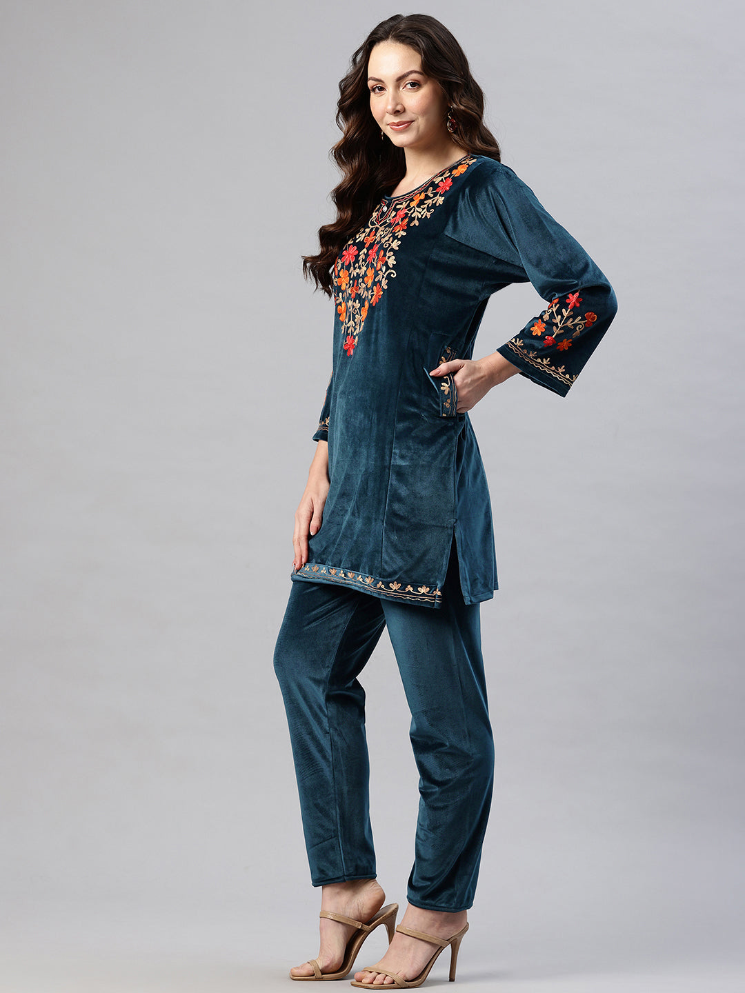 Women's Kashmiri Embroidered Velvet Co-ords – Kurta and Trousers