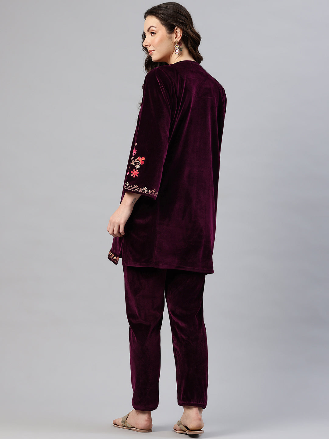 Women's Kashmiri Embroidered Velvet Co-ords – Kurta and Trousers