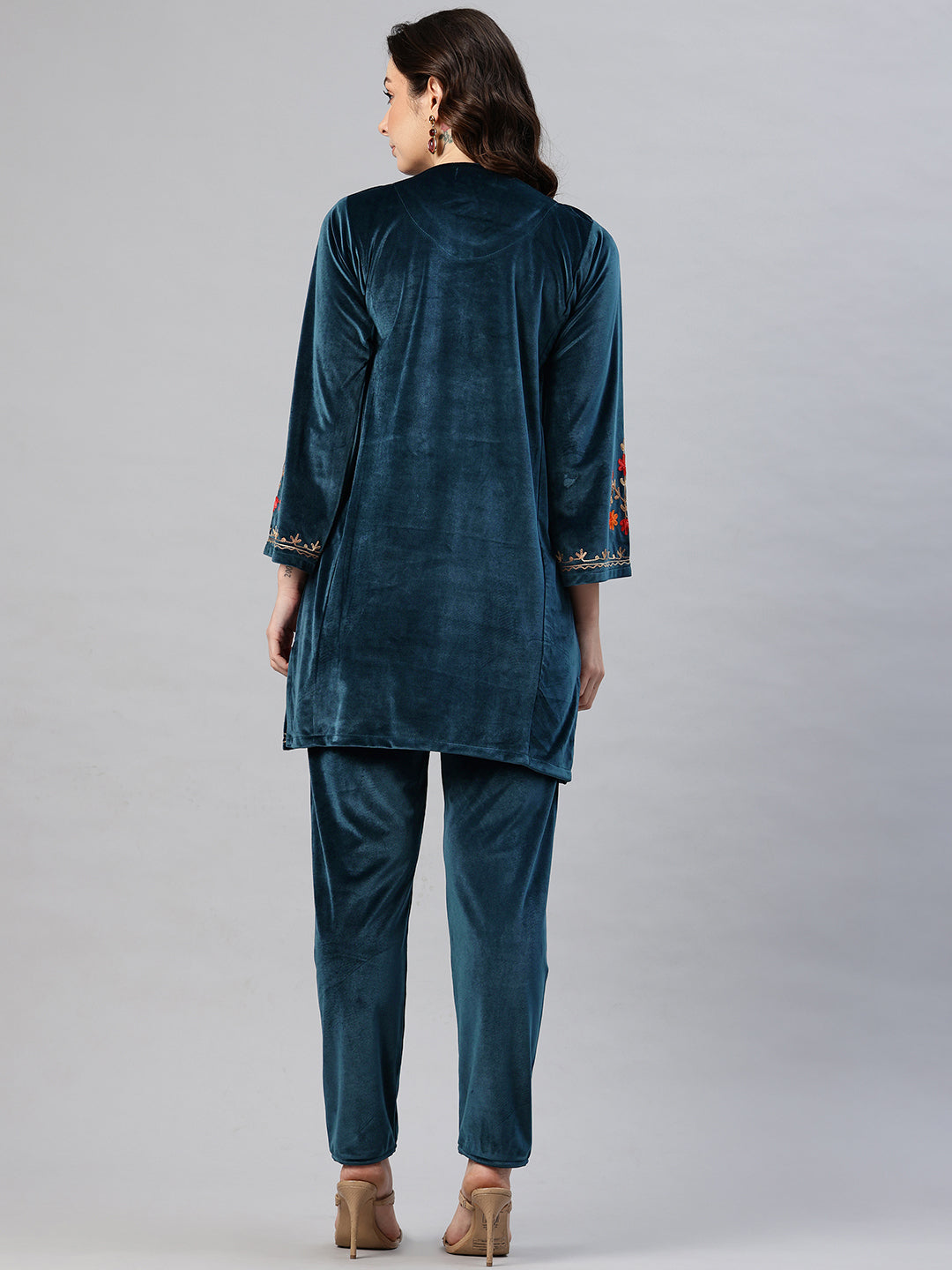 Women's Kashmiri Embroidered Velvet Co-ords – Kurta and Trousers
