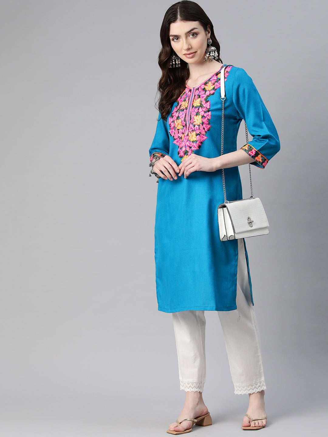 Women's Aari Embroidery Woollen Kurti