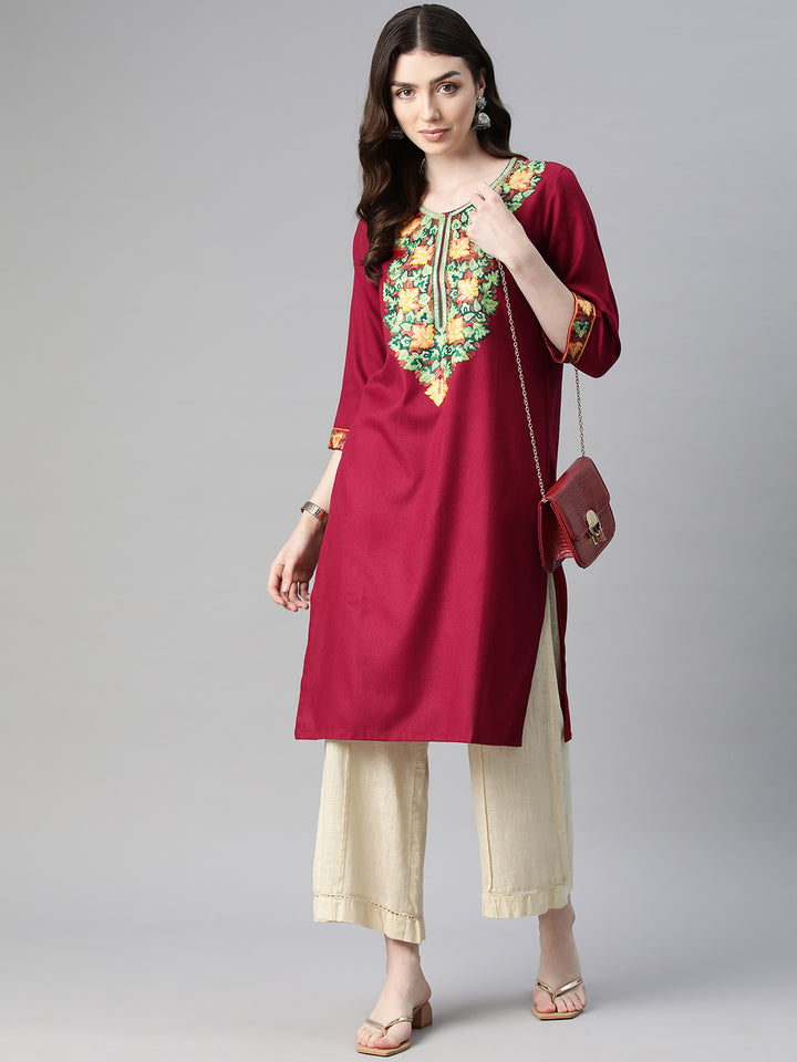 Women's Aari Embroidery Woollen Kurti