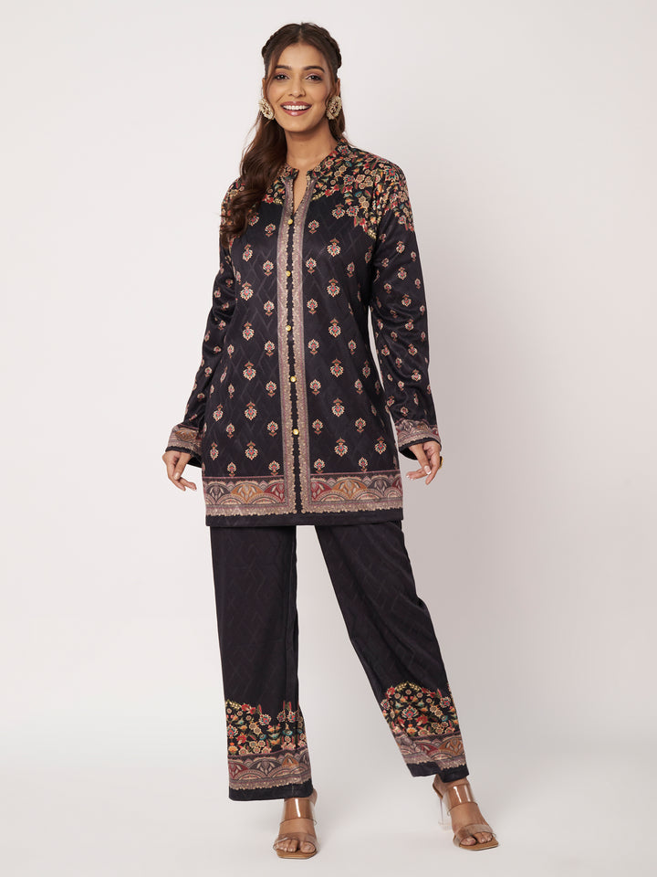 Women's Black Woollen Printed Kurta Set