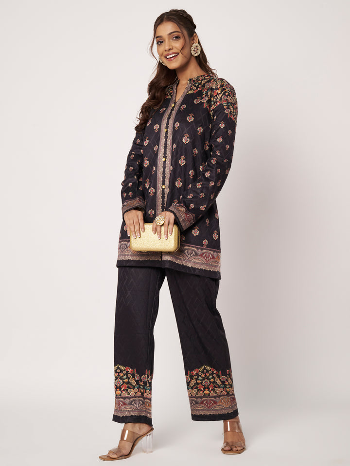 Women's Black Woollen Printed Kurta Set