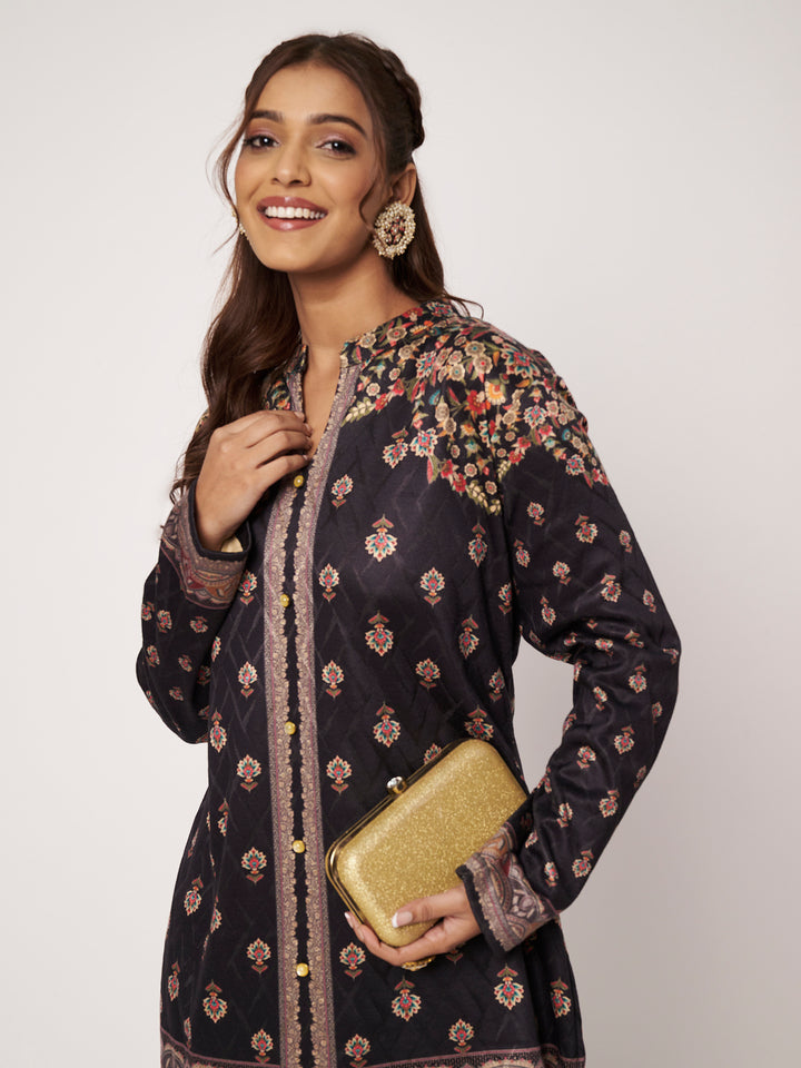 Women's Black Woollen Printed Kurta Set