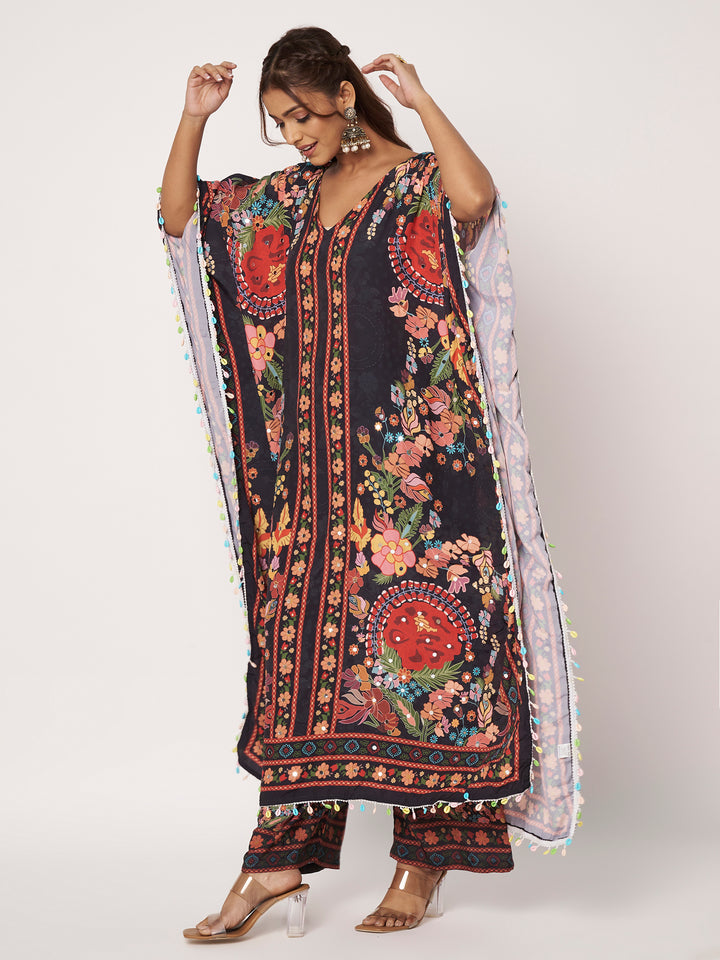 Women Printed Pakistani Top With Trousers