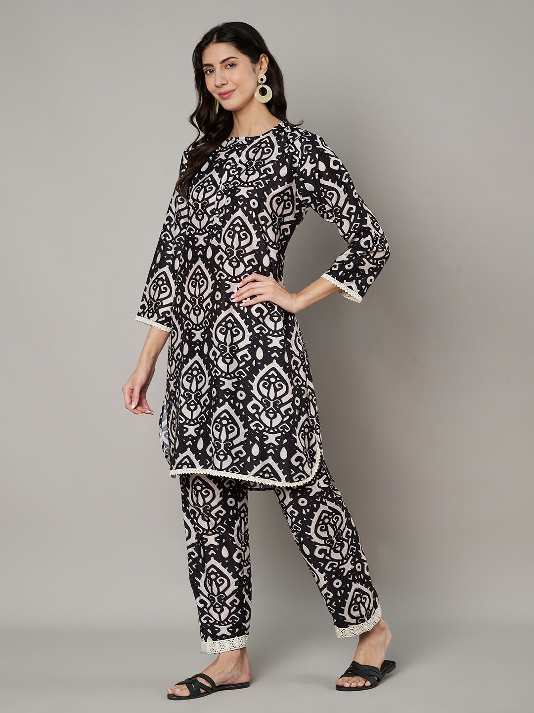 Women's Floral Printed Round Neck Co-ord Set