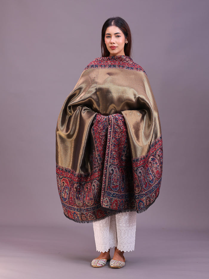 Women's Kani Wool Shawl With Zari Work