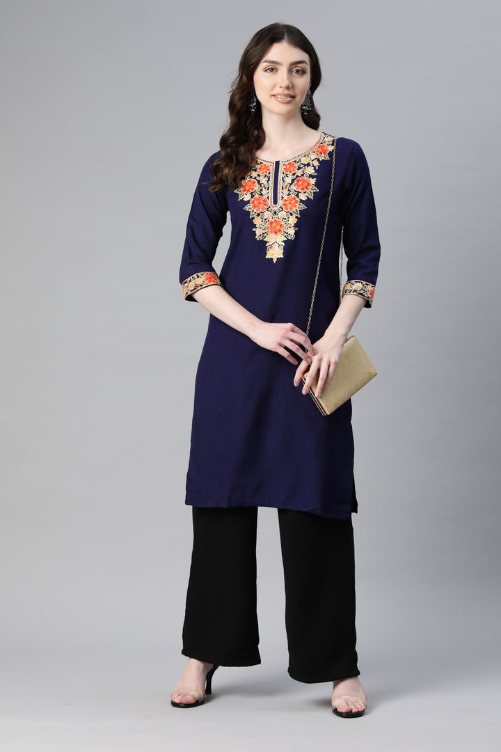 Women's Aari Embroidery Woollen Kurti