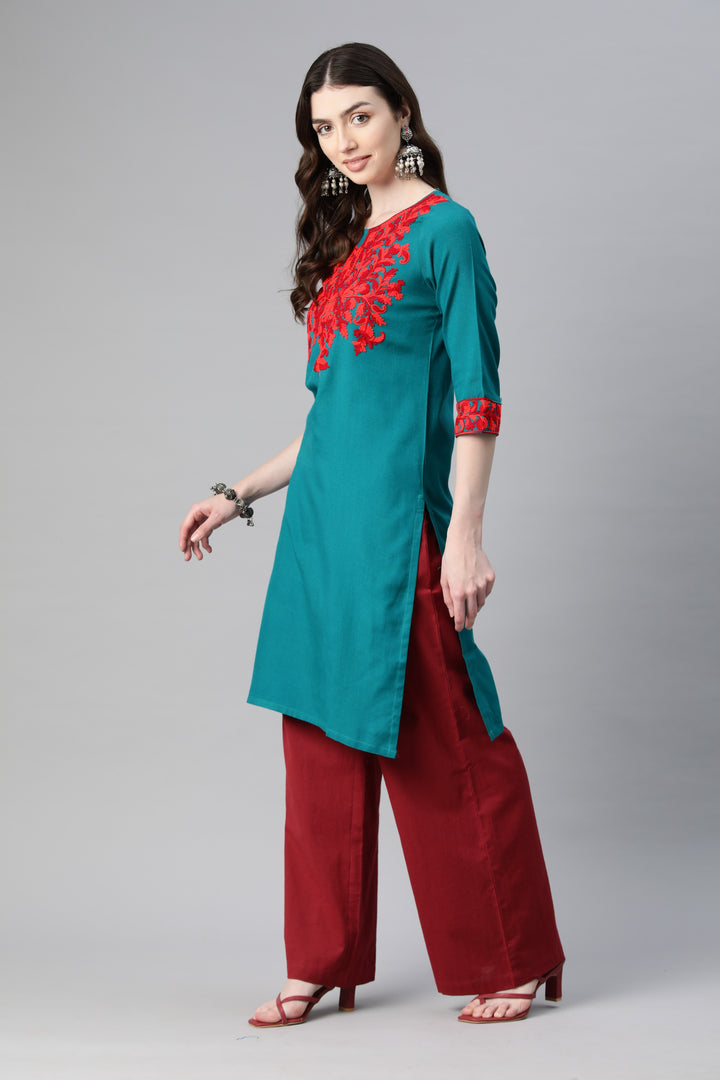 Women's Aari Embroidery Woollen Kurti