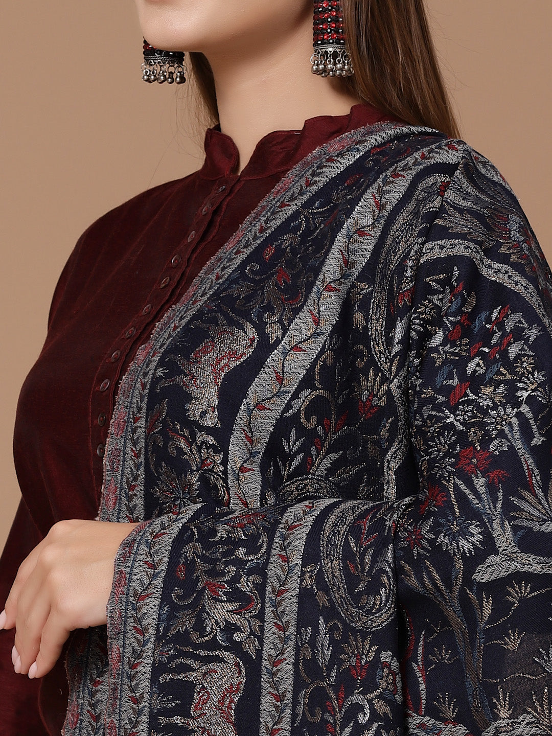 Women's Zari Kani Wool Shawl with Figures