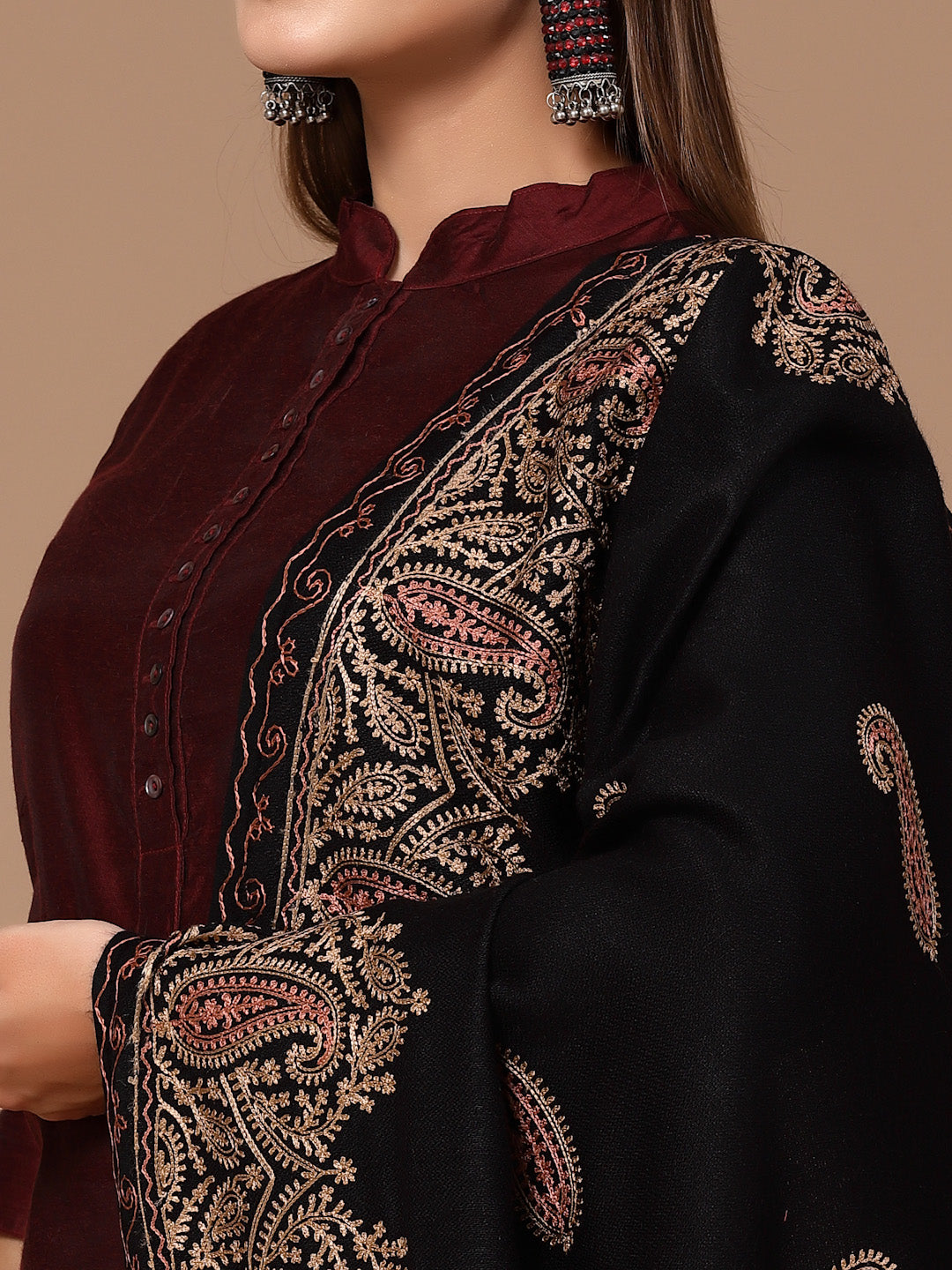Women's Aari Embroidered Stole