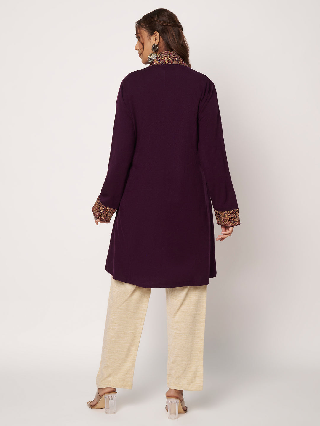 Women Embroidered Woollen Shrug